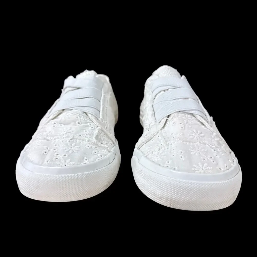 Blowfish Malibu Slip On Sneakers Womens White Eyelet Lace Floral Coquette 8.5